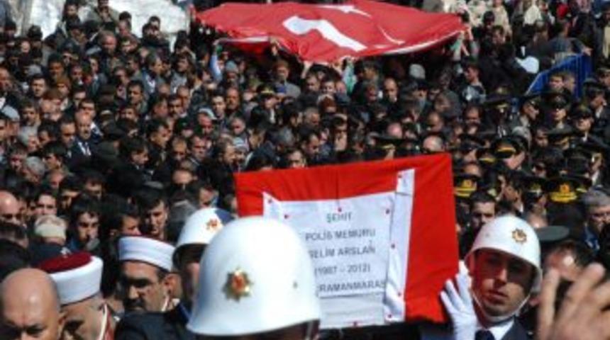 Kahramanmaraş şehidini uğurladı