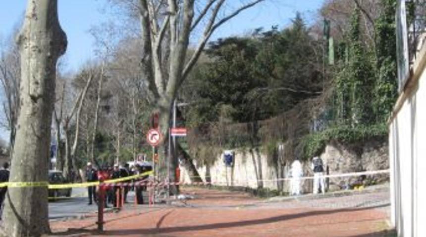 Beşiktaş'ta bulunan bomba, par&ccedil;a ve basın&ccedil; tesirli &ccedil;ıktı