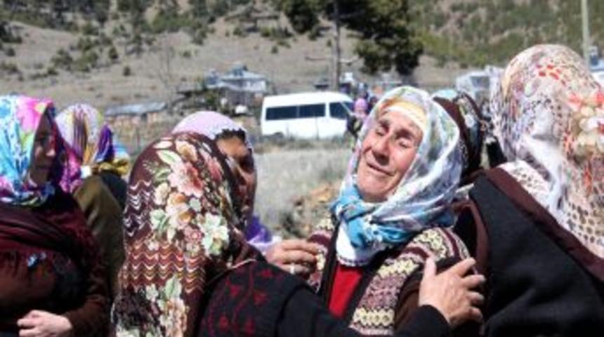 Şehit polis memuru Arif Mamış, son yolculuğuna uğurlandı