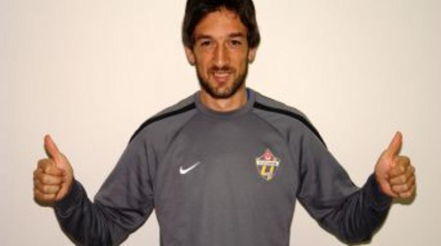 Ey&uuml;pspor&rsquo;un defans oyuncusu Hakan: Bandırma&rsquo;ya zafer i&ccedil;in gidiyoruz