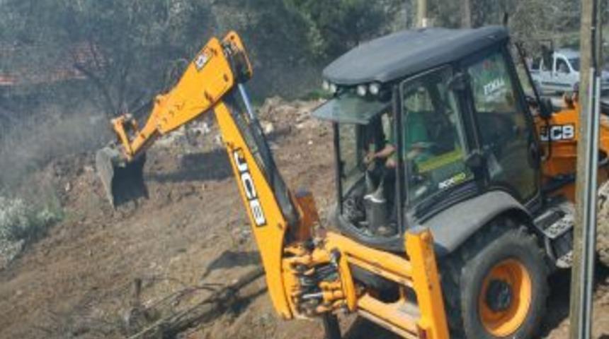 Edremit Belediyesi bahar temizliğine başladı