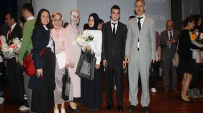 Liseli &ouml;ğrenciler, en iyi proje i&ccedil;in yarıştı