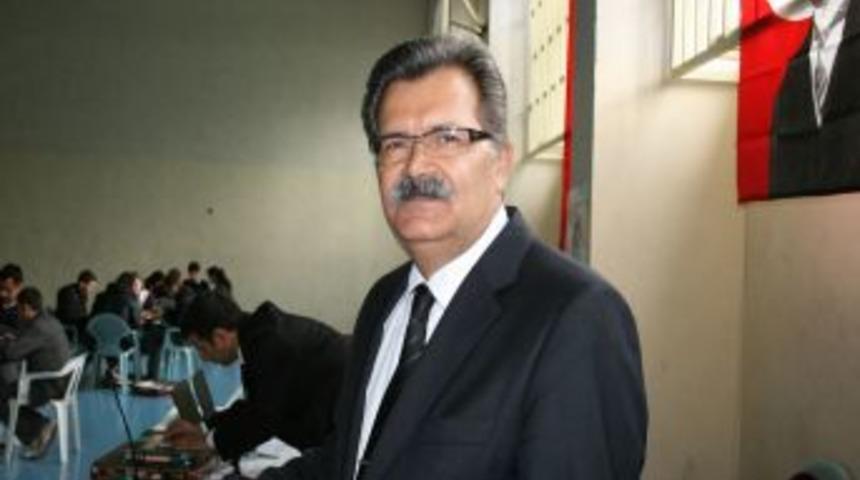Oyun oynayarak İngilizcelerini geliştiriyorlar