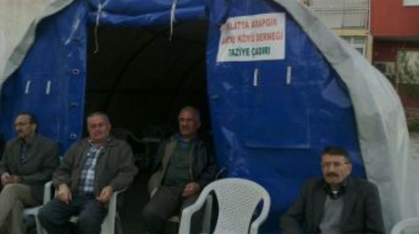 Malatya'nın taziye evleri k&uuml;lt&uuml;r&uuml;n&uuml; İzmir'e taşıdılar