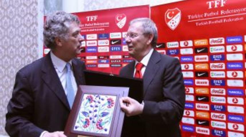 Villar ile Alp 17 Ekim 1973'&uuml; konuştular