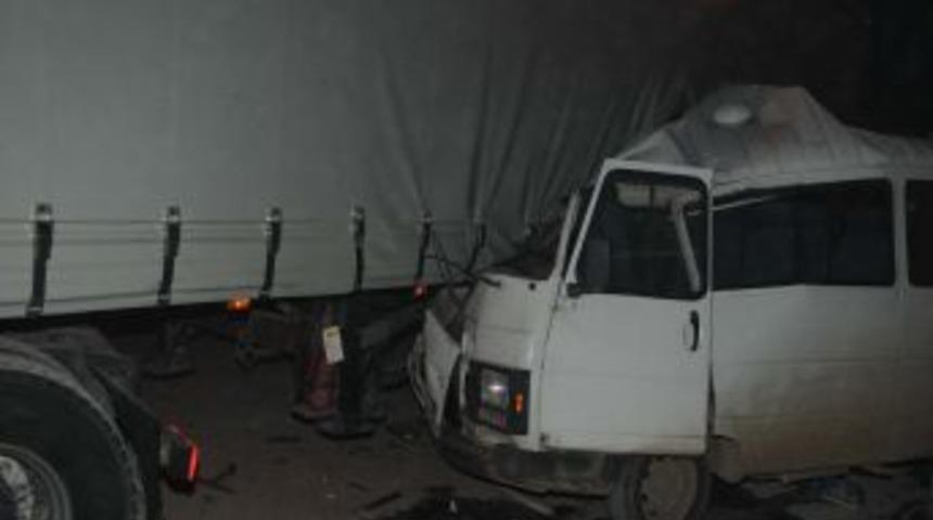 İzmir'de kaza: 9 yaralı