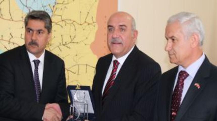 Bayburt Emniyet M&uuml;d&uuml;r&uuml; Dağlı, Vali İpek'i ziyaret etti