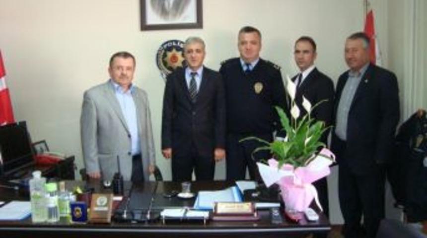 T&uuml;rk Kızılay'ı Emniyet m&uuml;d&uuml;r&uuml;n&uuml; ziyaret etti