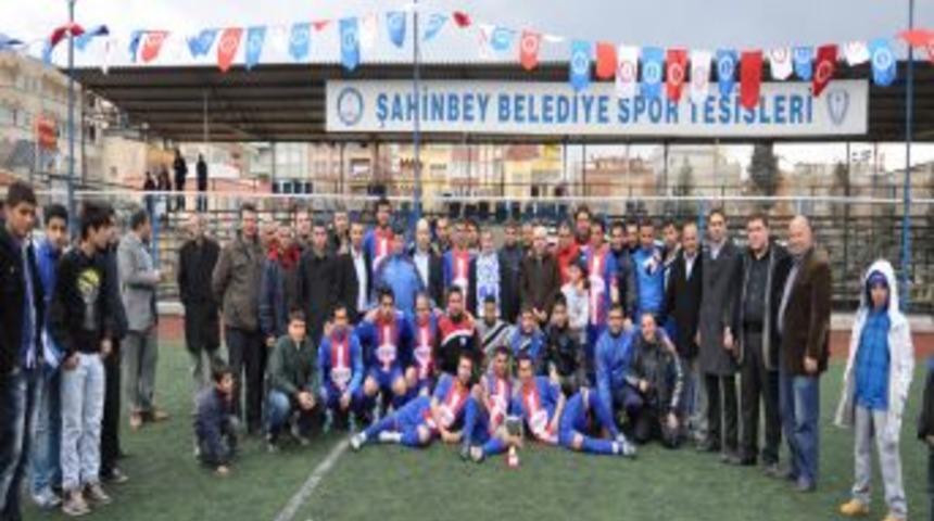 Şahinbey Belediye Futbol Takımı Bal Ligine Y&uuml;kseldi
