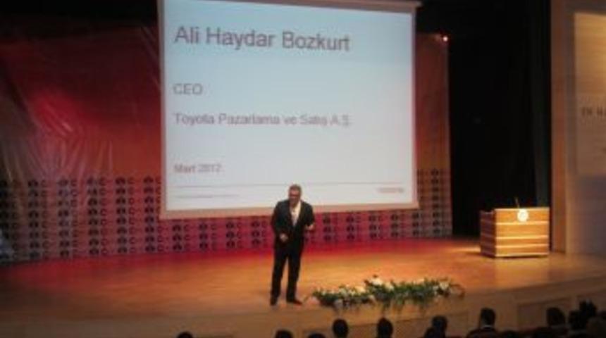 Toyota CEO'su Bozkurt: Başarının yolu değişime açık olmaktan geçiyor
