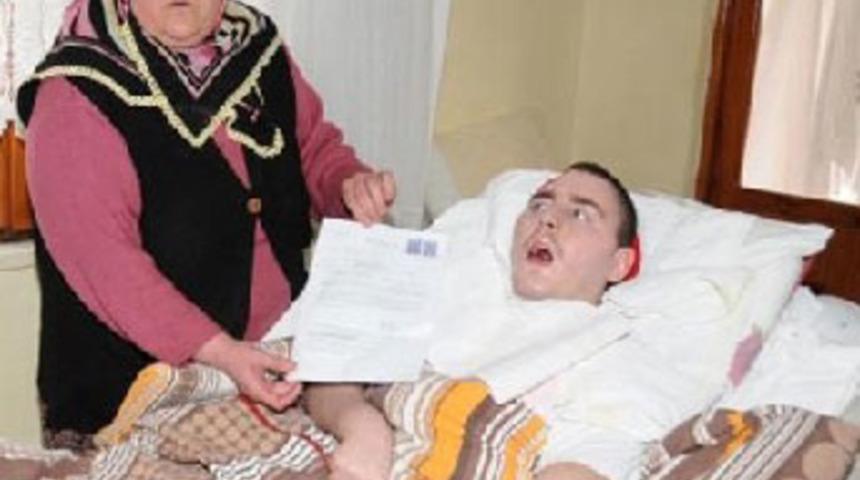 Fel&ccedil;li gen&ccedil; askere &ccedil;ağrıldı