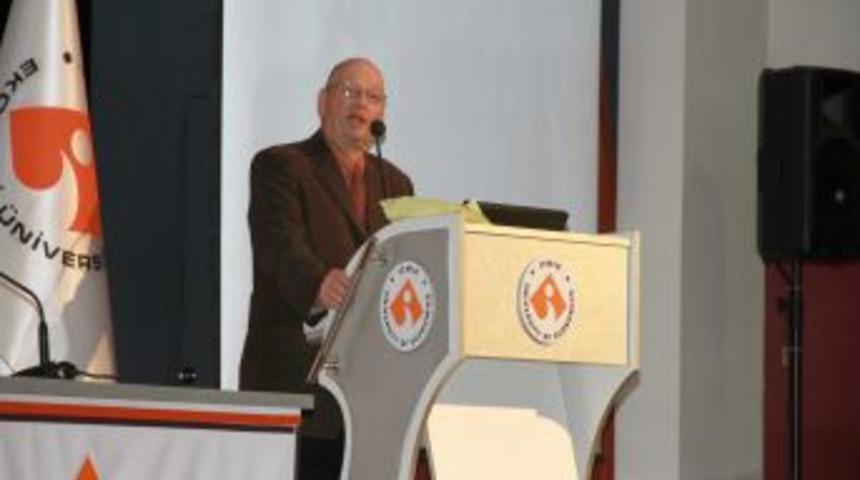 Evan Stark: ABD'de 1 milyon kişi şiddetten g&ouml;zaltına alındı, tutuklanan yok