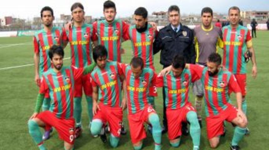Yeni Diyarbakırspor şampiyonluğa koşuyor