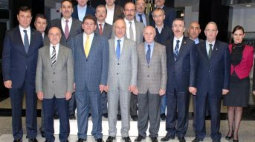 "Sanayicimiz artık markalaşmaya &ouml;nem vermelidir"