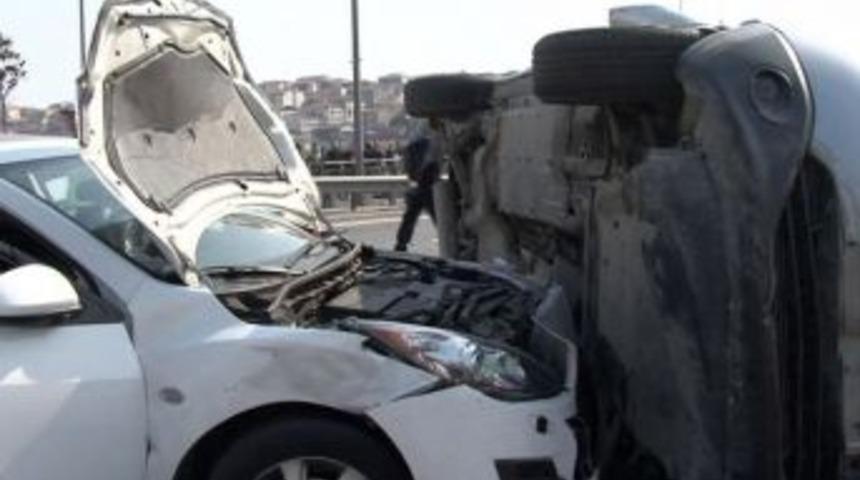 Freni patlayan otob&uuml;s otoyolu savaş alanına &ccedil;evirdi