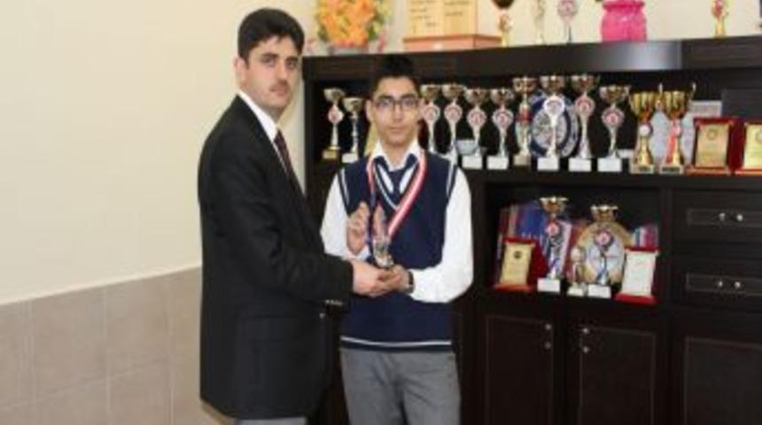 Kızılırmak madalya kazandı