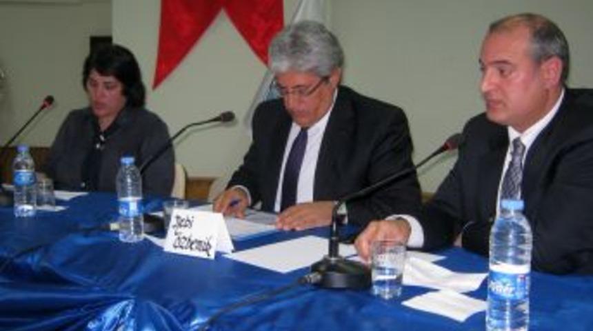 Kars&rsquo;ta Aşık Şenlik Sempozyumu yapıldı