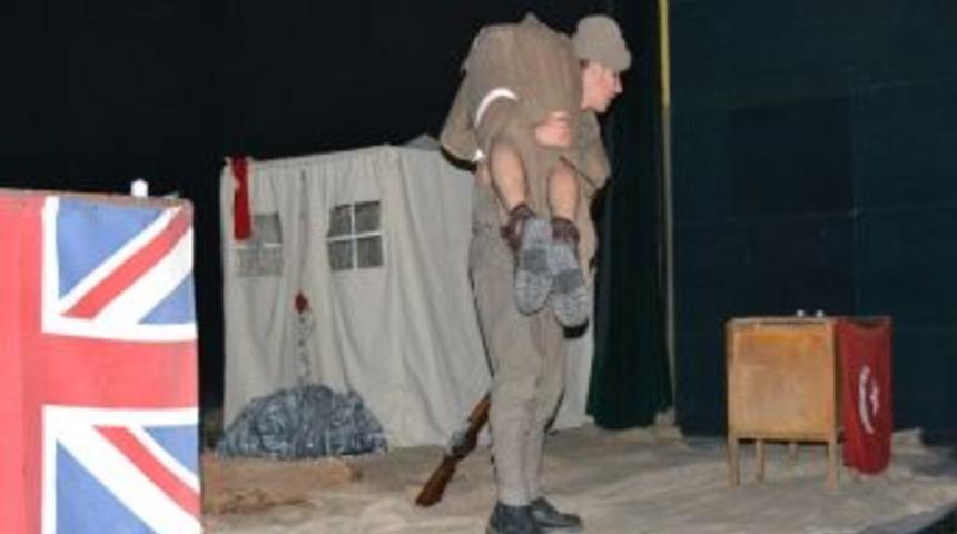 Belediyenin &Ccedil;anakkale organizasyonu ayakta alkışlandı