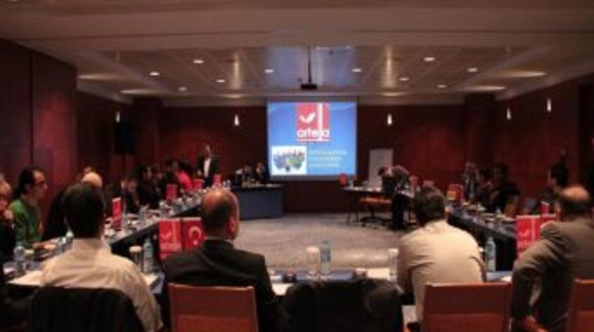 Arterlla'dan yangına dayanıklı kapılar