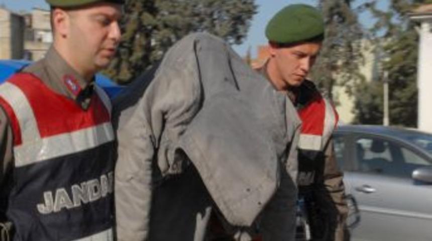 Arkadaşlarını Para İ&ccedil;in &Ouml;ld&uuml;ren Zanlıların Sorgusu S&uuml;r&uuml;yor