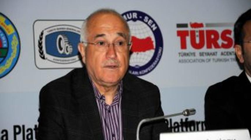 TBMM Başkanı &Ccedil;i&ccedil;ek: Un, yağ, şeker var, artık anayasa yapabilmeliyiz