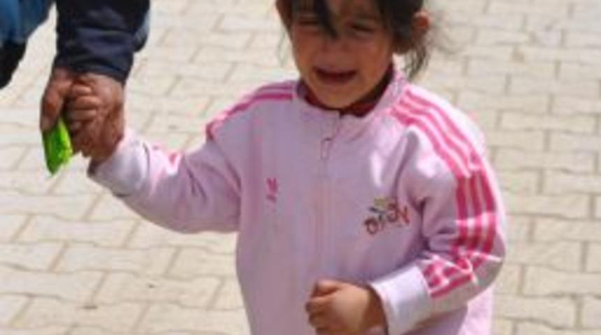 Kayıp Depremzede &Ccedil;ocuğa Zabıta Sahip &Ccedil;ıktı