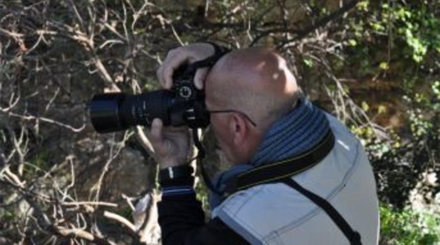 Suriye &lsquo;de g&ouml;r&uuml;nt&uuml; &ccedil;ekmek kelle koltukta