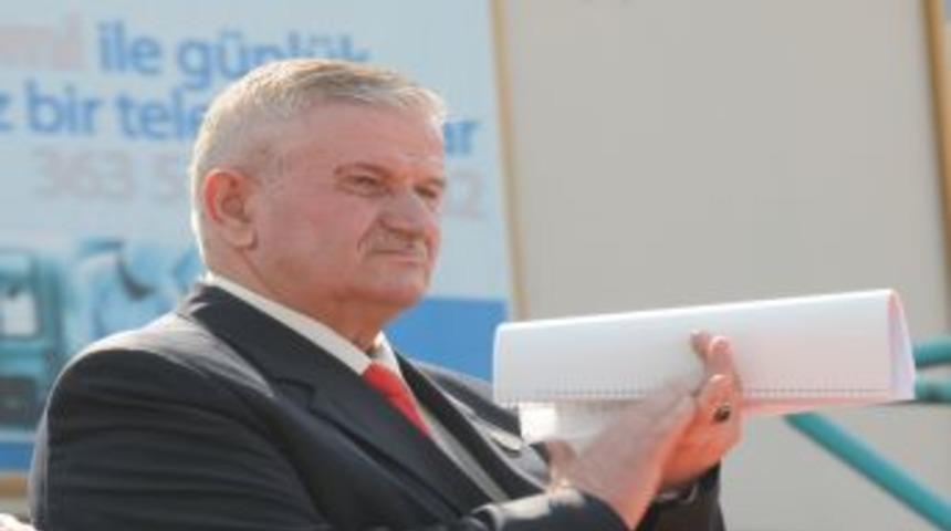 Muhtarlar &lsquo;&ouml;denek&rsquo; değil maaş istiyor