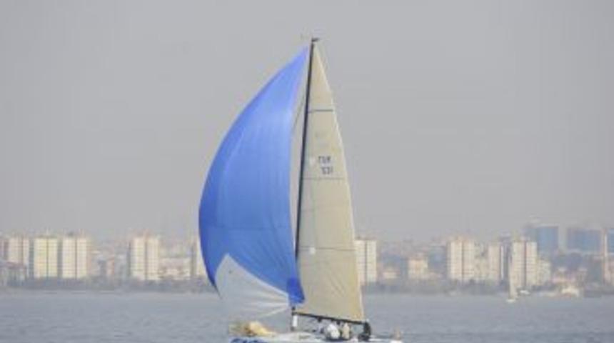 Yelkenciler havasız kaldı