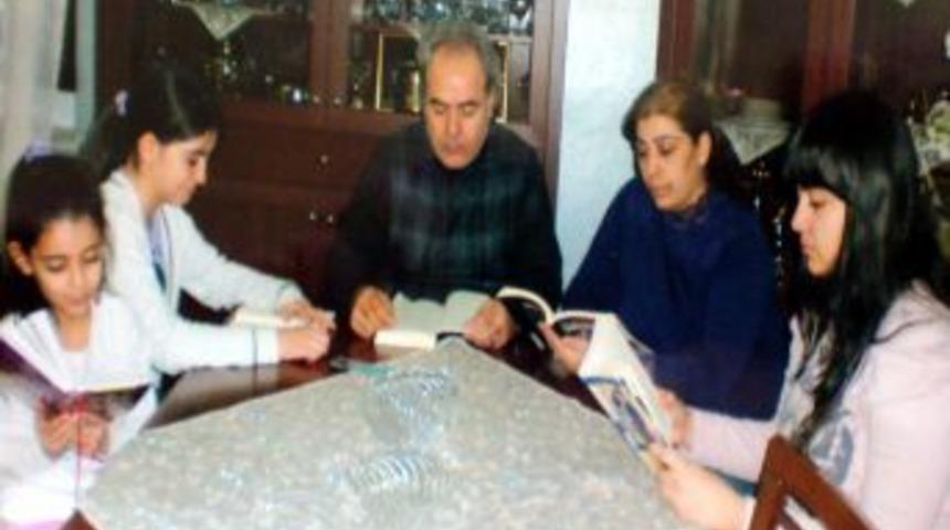 &Ouml;zel Nil'den 'Ailecek Okuyorum' projesi