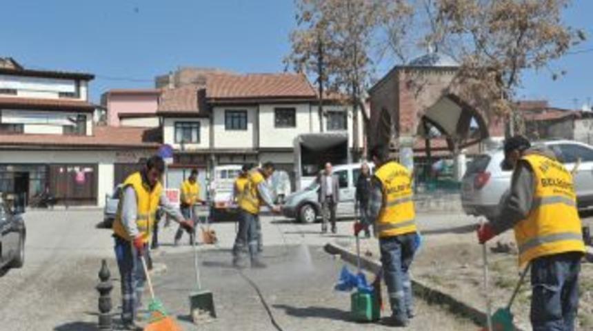 Ankara Kalesi &ccedil;evresine şok temizlik
