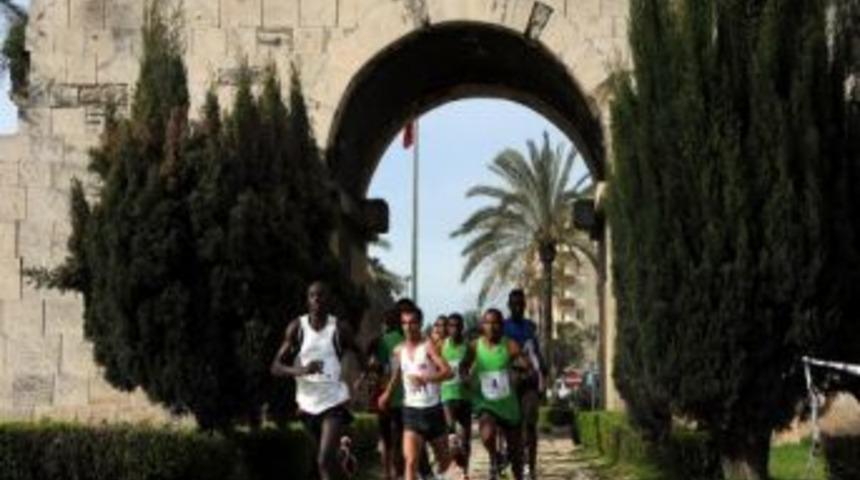 Uluslararası Tarsus Yarı Maratonu Koşuldu