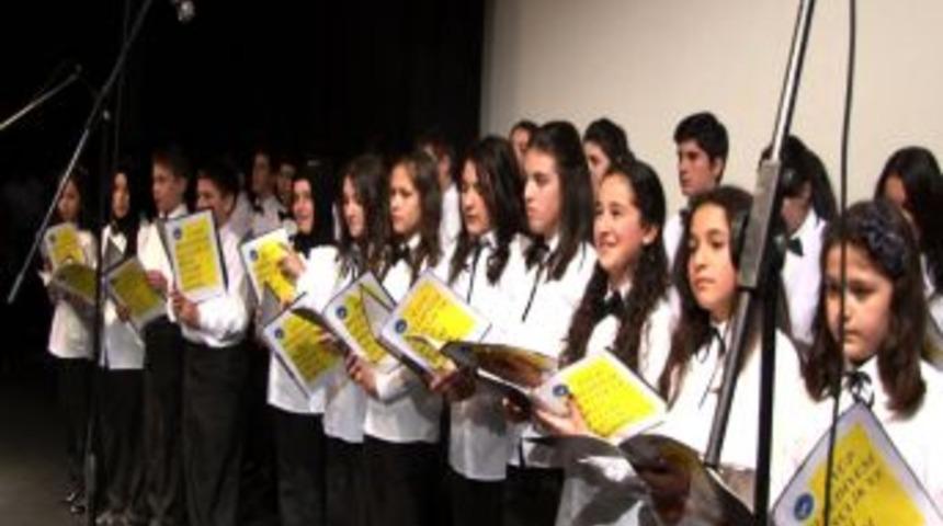 Ey&uuml;p Bilgievleri &ouml;ğrencilerinden yetenek ş&ouml;leni