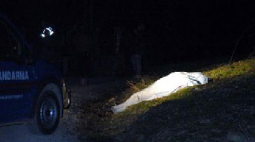 Kızını ka&ccedil;ıran gen&ccedil; ile babasını &ouml;ld&uuml;rd&uuml;