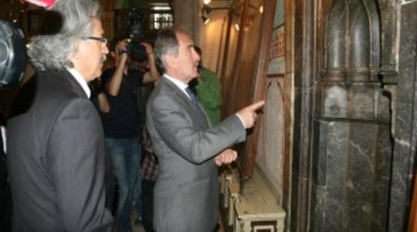 Bakan G&uuml;nay: &Ccedil;ocuklar eğitimlerinin ilk 4 yılında sanatla tanışmalı