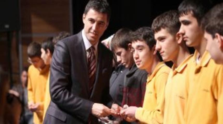 Hakan Ş&uuml;k&uuml;r: Galatasaray'ın şampiyonluk yolunda avantajı b&uuml;y&uuml;k