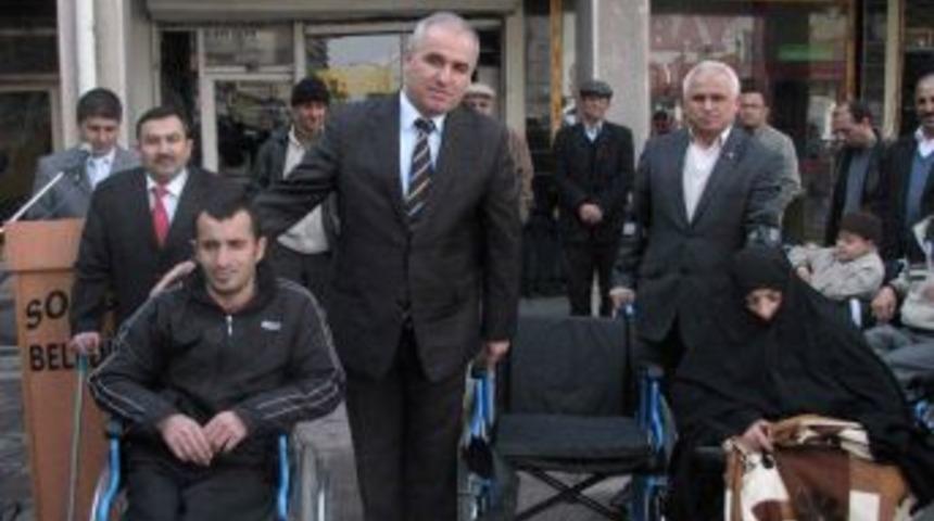 Sorgun'da 75 engelliye tekerlekli sandalye dağıtıldı