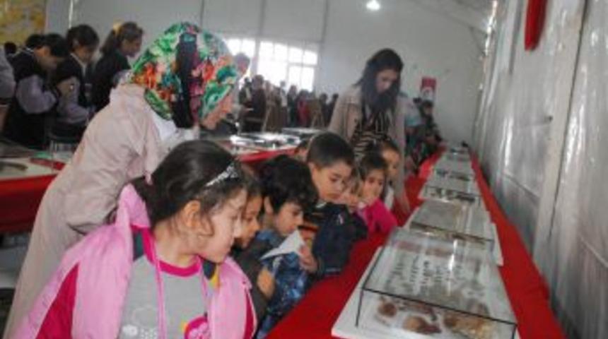 Tuzla'daki &Ccedil;anakkale'yi y&uuml;z bin kişi ziyaret etti