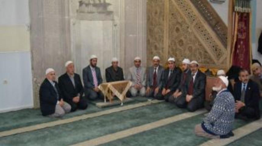 Ayhan Şahenk Niğde'de Dualarla Anıldı