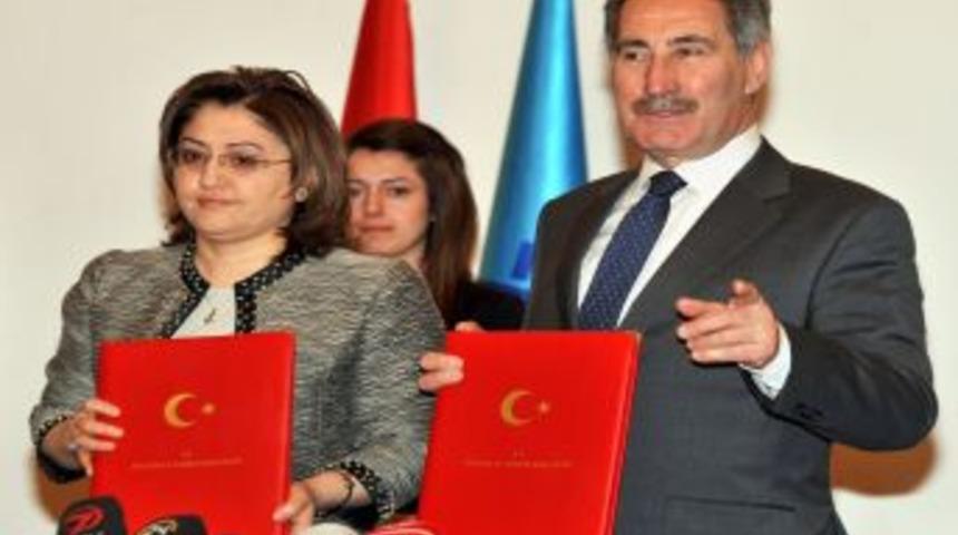 Bakıma muhta&ccedil; sanat&ccedil;ıya bakanlık sahip &ccedil;ıkacak