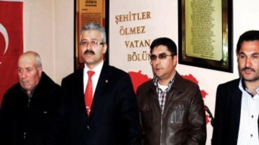 Sivas Şehit Aileleri Derneği 'sivil' şehitliğe karşı