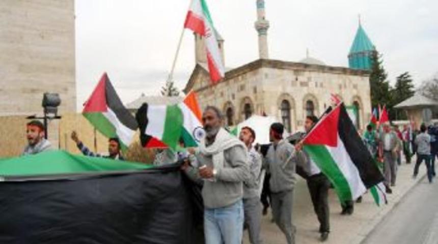 Filistin Y&uuml;r&uuml;y&uuml;ş&uuml; Asya Konvoyu Konya'da