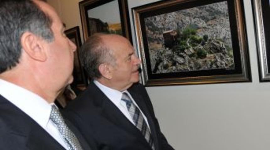 Milletvekili, d&uuml;şlerini fotoğrafla anlattı