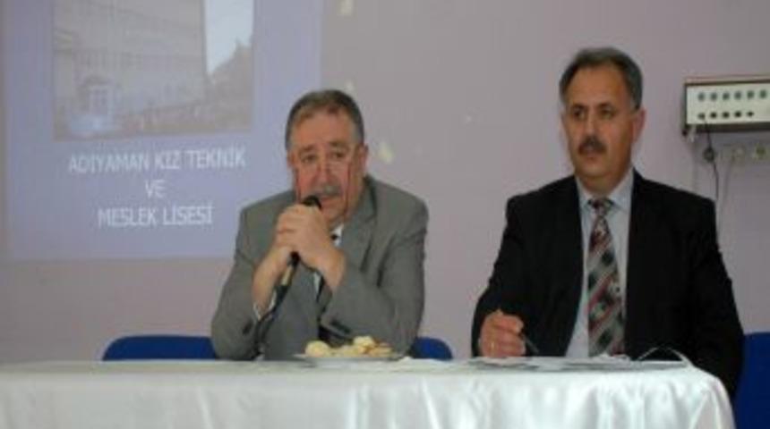 'Meslek lise mezunları, kendi alanlarını tercih etmeleri halinde ek puan alacak'