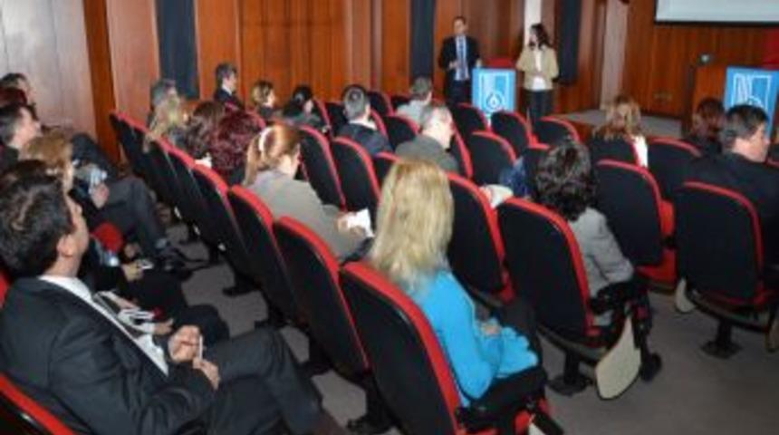 'N&uuml;fusun y&uuml;zde 25&rsquo;i şişman, y&uuml;zde 40&rsquo;ı aşırı kilolu'