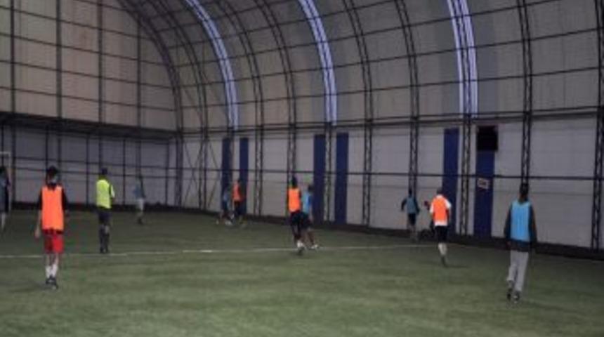 Kurumlar arası futbol turnuvasının şampiyonu Bitlis E tipi Cezaevi oldu