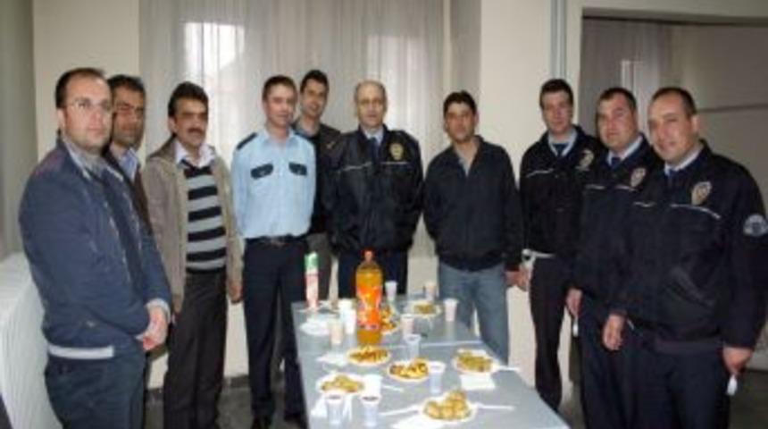 Oltu emniyet m&uuml;d&uuml;rl&uuml;ğ&uuml;nden tenis turnuvası