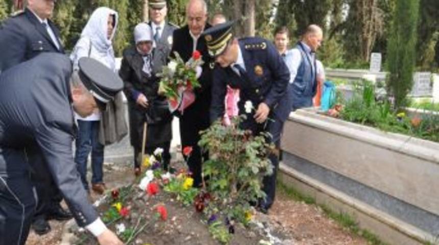 Balıkesir Emniyet M&uuml;d&uuml;rl&uuml;ğ&uuml; personeli 245 &uuml;nite kan bağışladı