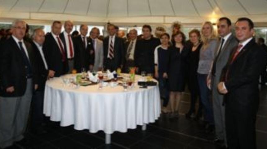 Hukuk&ccedil;ular Hasmahal&rsquo;de buluştu