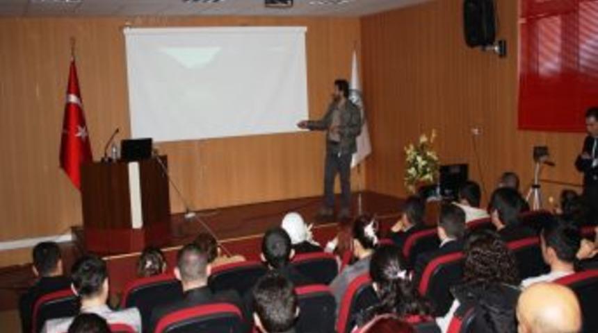 Sekiz ayda 10 bin km bisiklet s&uuml;rd&uuml;, beş b&ouml;lgeyi yazı ve fotoğraflarla belgeledi